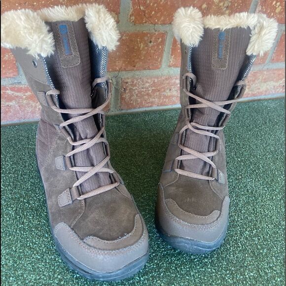 Columbia Ice Maiden II Insulated Waterproof Winter Snow Boots
Size 7 - Picture 10 of 16